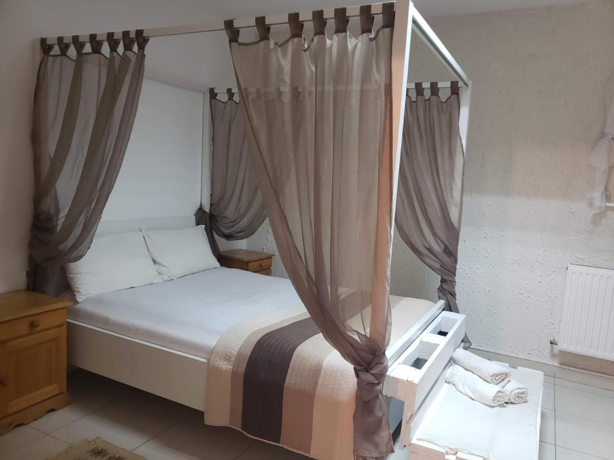 Aqua Apartman 萨图马雷 外观 照片